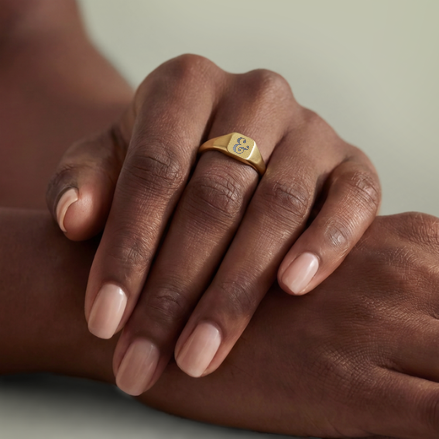 Ampersand | 18K Gold-Plated Crest Square Signet Ring